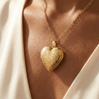 Heart-shaped Locket Flower Gold Personalize
